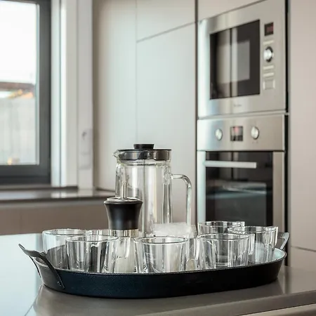 Spacious 4-bedroom In Porto