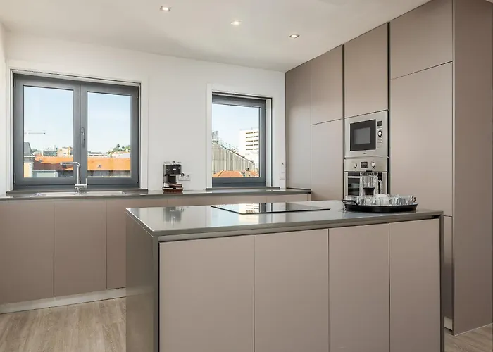 Apartamento Spacious 4-bedroom In Oporto