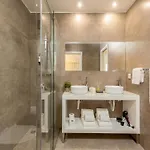 Spacious 4-bedroom In *