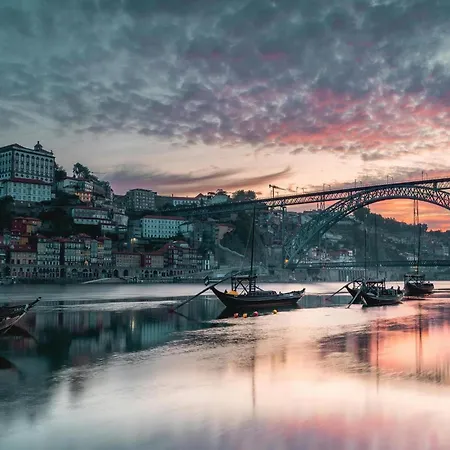 Spacious 4-bedroom In Porto