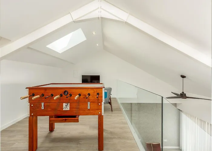 Spacious 4-bedroom In Appartement *